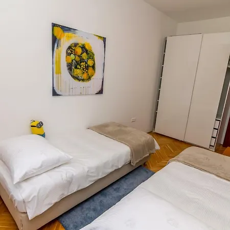 Apartment House Catania *